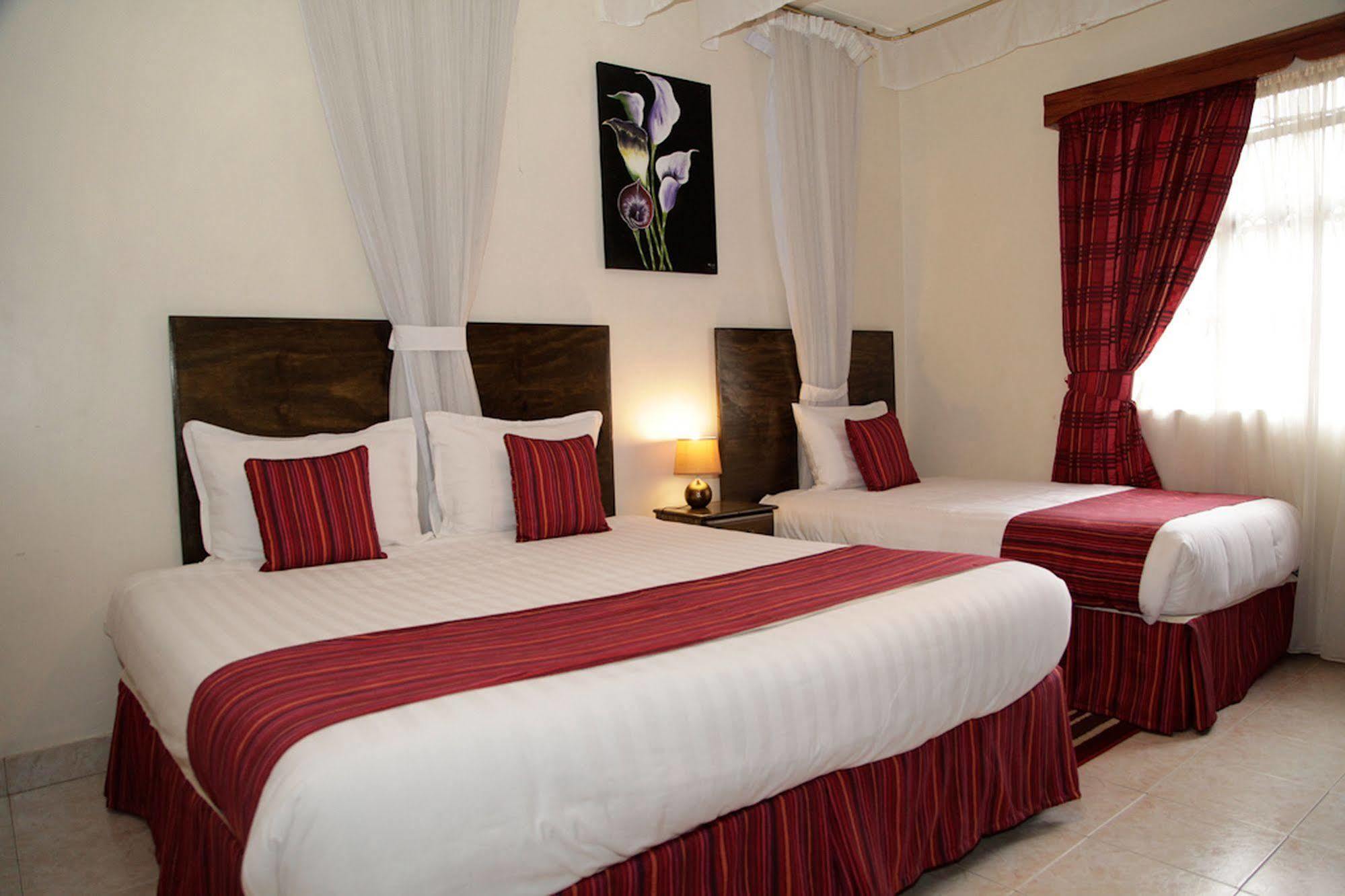 Magnolia Pine Bed & Breakfast Nairobi Exterior foto
